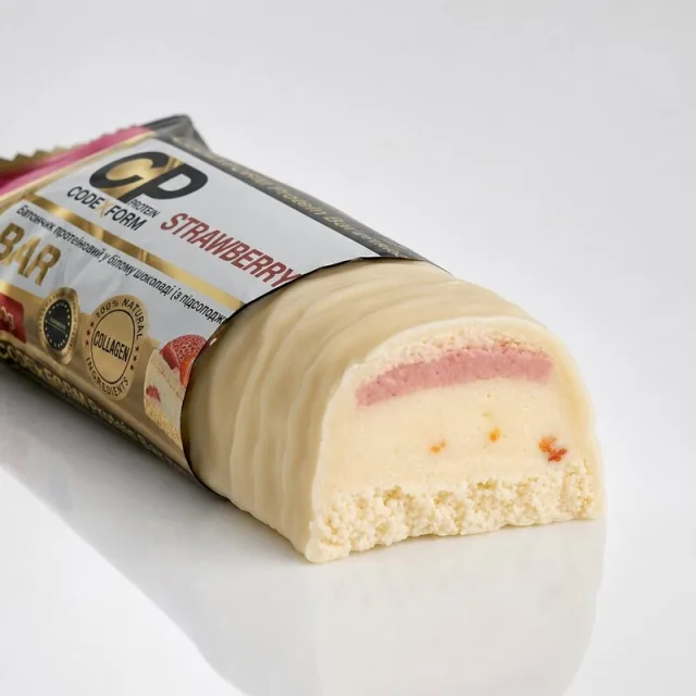 Протеїновий батончик CODExFORM Protein Bar, 50 грам - Полуничний чізкейк